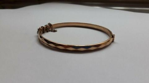 9k Metal Core Bangle