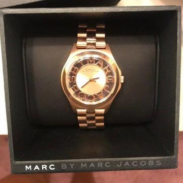 Stunning Marc Jacobs Rose gold watch