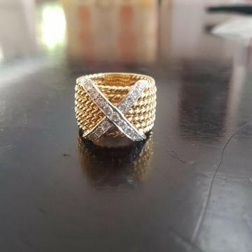 18ct Tiffany X Ring Designe jewellery