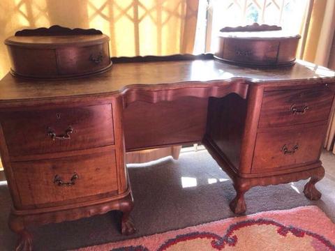 Antique dresser / desk