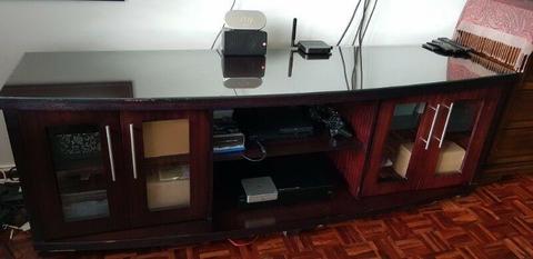 TUSCANY ENTERTAINMENT UNIT WITH GLASS TOP