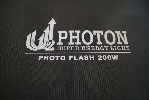 Photon 3 piece 200watt flash unit