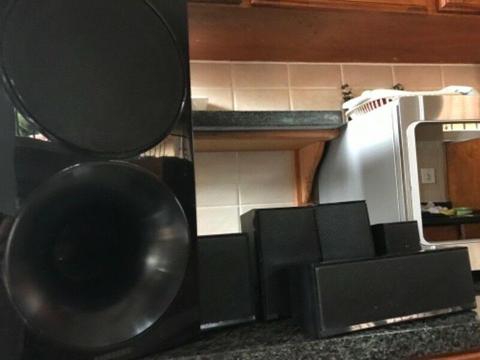 Large Samsung 150 Watts Subwoofer and 5 Speakers