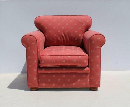 Single Lounge Arm Chair