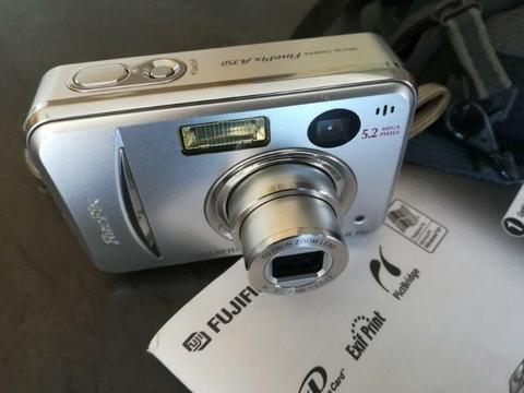 Digital Camera Fuji Finepix A350