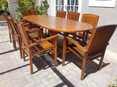 Lovely 8 seater PATIO WAREHOUSE table and 8 fixed armed seating chairs 2.4meters