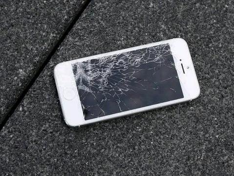 I'll buy your broken iPhone today