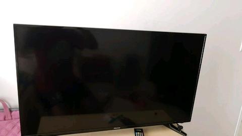Hisense 40 inch led tv with remote