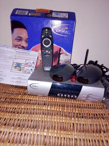 DSTV DECODER AND EXTRAS