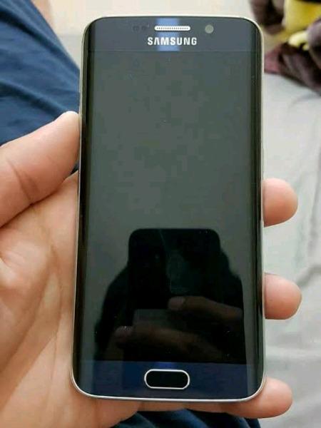64GB Samsung Galaxy S6 Edge with finger Prints