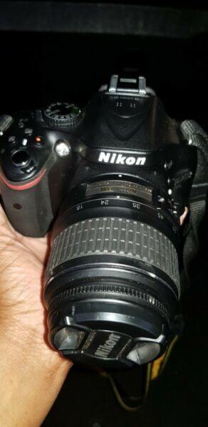 Nikon D5200 - Hurry and call me