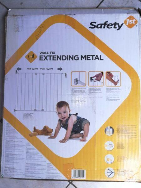 Bargain ! Baby Safety Gates for sale
