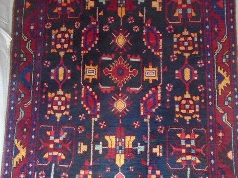 Genuine Persian Rug. Lilihan Hamadan. Hand Knotted - Very Good Condition. 218x133cm