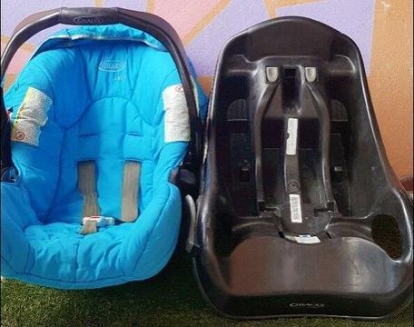 DISCOUNTED- 3 in 1 – Graco Mirage Travel System R1500