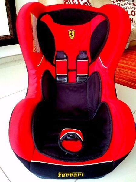 Ferrari car seat(excellent condition)