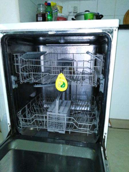kelvinator dishwasher R500