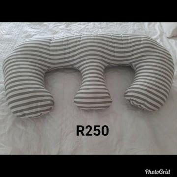 Custom - Made Twin Feeding Pillow