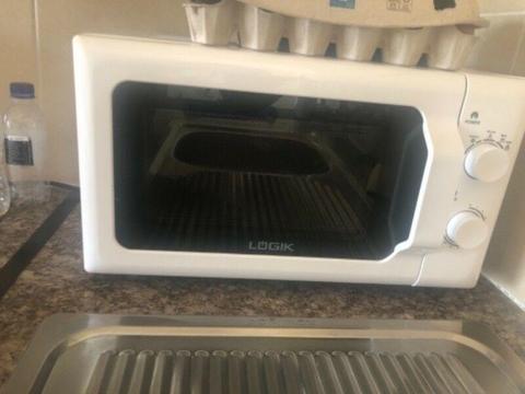 Brand new 5 day old microwave for sale