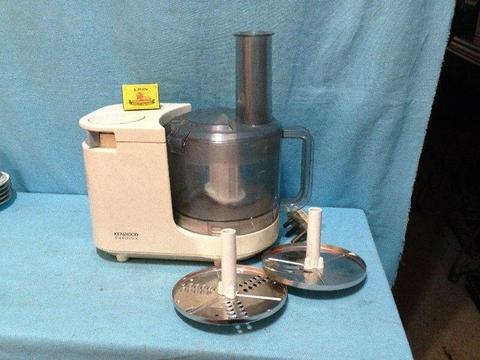 R270.00 … Kenwood Model FP 300 Food Processor. Made In UK. Very Good Condition