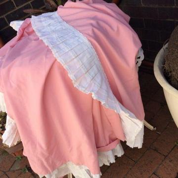 A Vintage Pink Duvet Cover for a 3/4 Bed, + Two Pillowcases