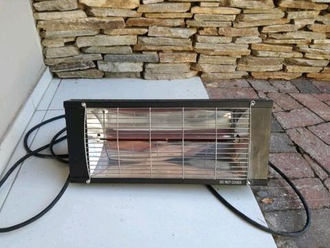 Electric patio heater