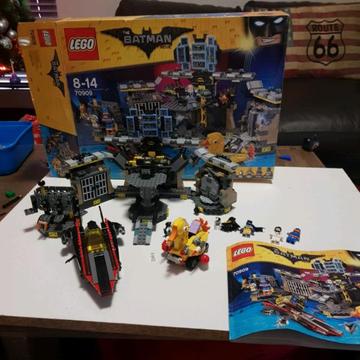 2 Lego sets- Lego- 70909 and Lego 70901