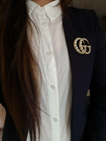 Gucci pearl brooch luxury designer