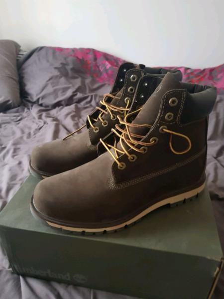 TIMBERLAND BROWN SHOES NEW SIZE 10.5 R1500