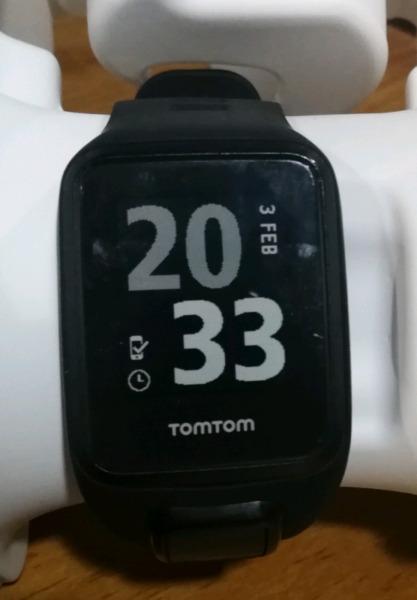 Tomtom runner 3 with music .GPS watch with HR and music with an extra brand new watch strap