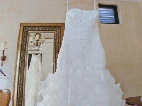 Wedding dress for sale price neg
