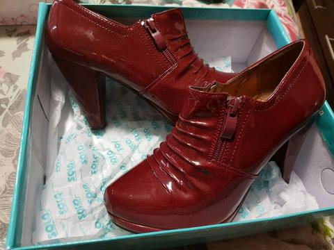 Size 3 Ladies ankle boot bought at SOLO shoes