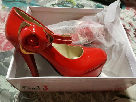 Red size 3 high heels