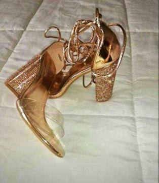 Rose gold heels R400