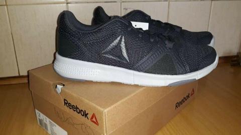 Reebok ladies size 5 trainers brand new