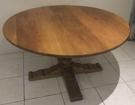 Round 6 Seater Solid Oak Table - R2,450.00