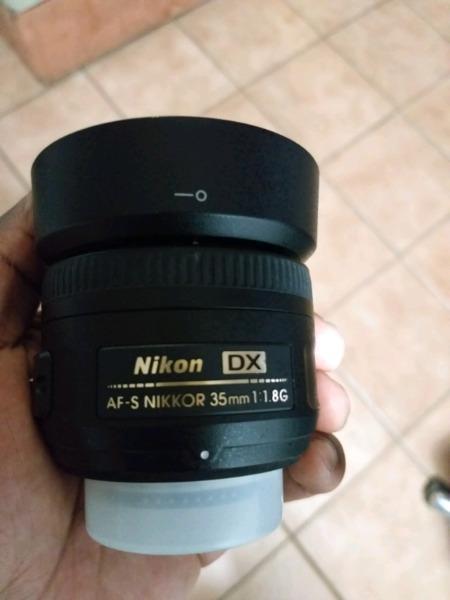 Nikon 35mm 1.8G lens