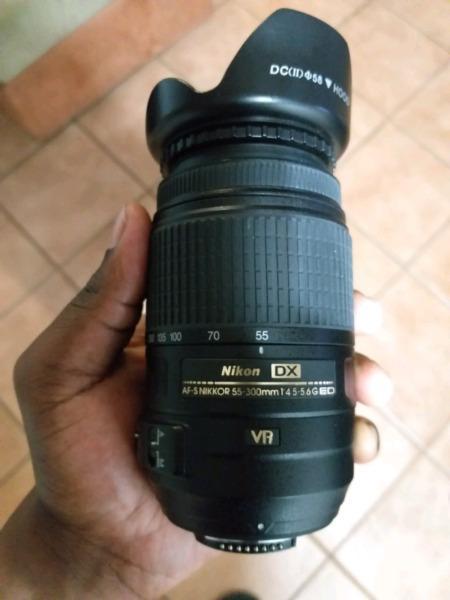 Nikon 55 - 300mm VR lens