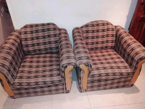 Small 3 Piece Lounge suite Manenberg Area