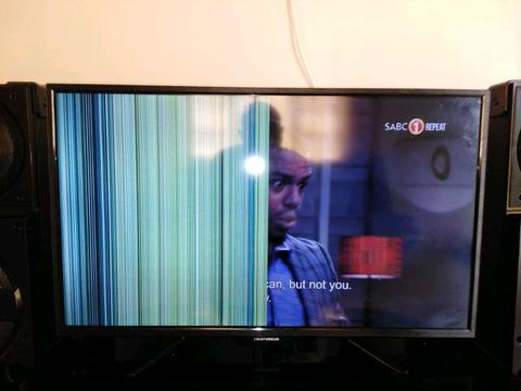 Faulty Screen Telefunken 32' LCD for sale