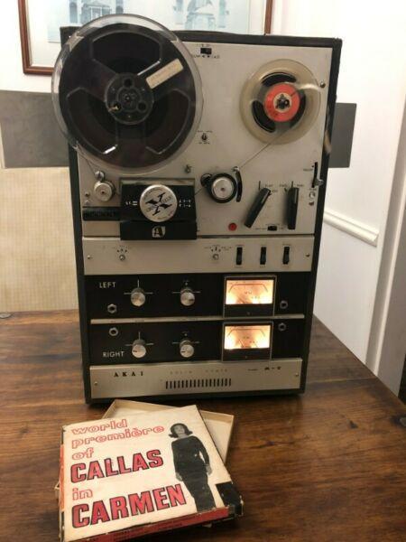 AKAI - Solid State - Model M-9 - Reel to Reel Tape Machine with a bunch of reels to go