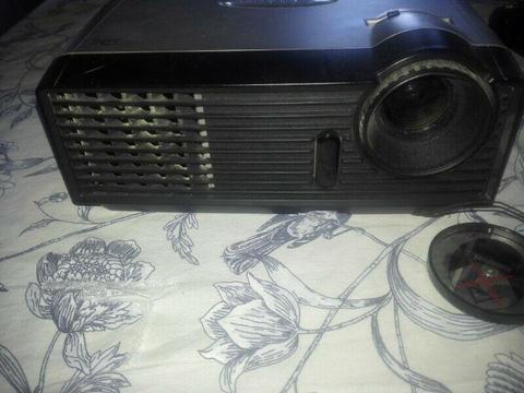 3 x Projectors for sale, all in working condition