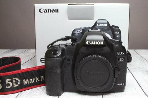 Full frame Canon 5D mk2 body for sale