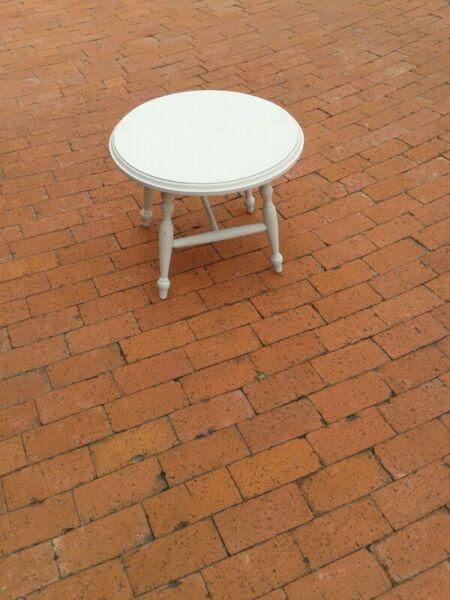 small round solid round table grey chalk paint