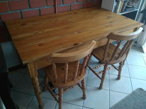 Pine Table with 4 Chairs 1500x880x770mm - R400