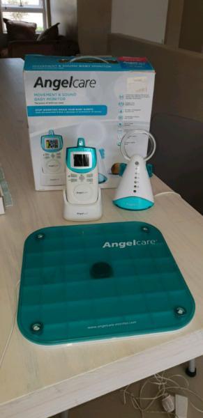 Angelcare Baby monitor and breathing pad