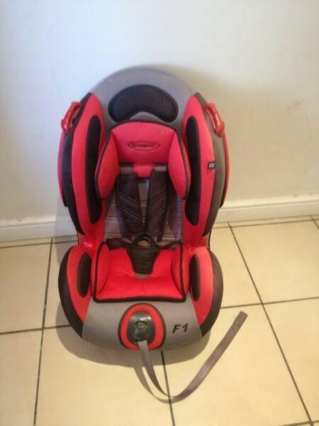 Bambino F1 car seat