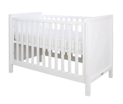 Baby Cot & compactum/changing table Bopita