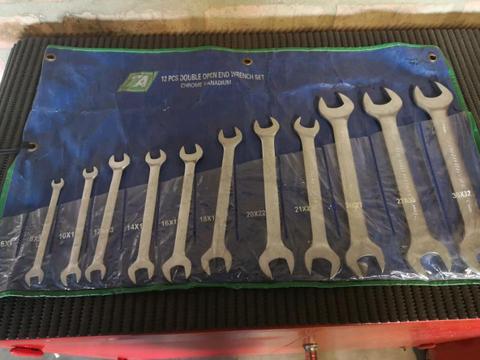 Toolquip & Allied double open end spanner set