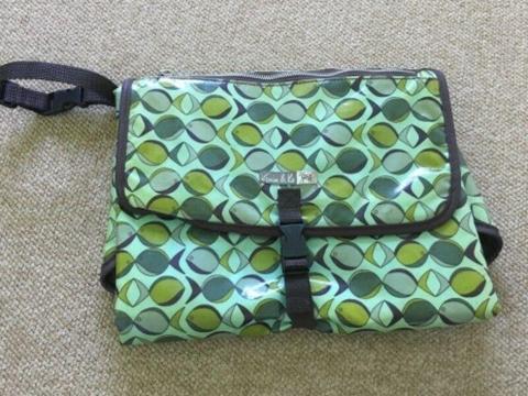 Baby nappy changing mat and carry bag