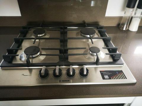 Bosch gas hob with flame control retail price over R6000 selling for R3000 brand new